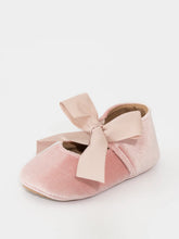 Load image into Gallery viewer, Velvet Ribbon Bow Baby Shoe - Dusty Pink
