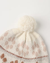 Load image into Gallery viewer, Beanie Flower Fair Isle
