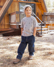Load image into Gallery viewer, Relaxed Tee Bolts
