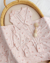 Load image into Gallery viewer, Bamboo Zip Footie - Swans
