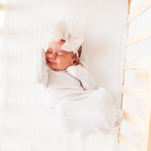 Load image into Gallery viewer, Skinny Soft Tulle Bow Headband - Pleated Oatmeal
