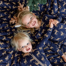 Load image into Gallery viewer, Print Long Sleeve Pajama Set - Peacock Elk
