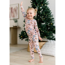 Load image into Gallery viewer, Print Long Sleeve Pajama Set - Baby Rose Arctic Animals
