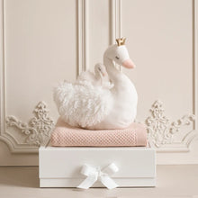 Load image into Gallery viewer, Swan Mama &amp; Baby - White
