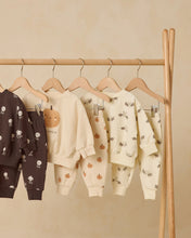 Load image into Gallery viewer, Relaxed Fleece Sweatpant - Smiley Pumpkins
