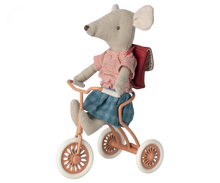 Load image into Gallery viewer, Abri a’ Tricycle Mouse - Coral
