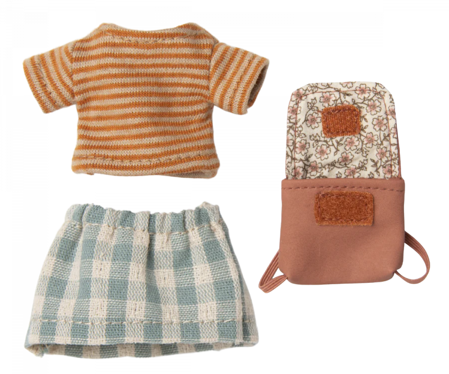Clothes And Bag, Big Sister With Bag Old Rose