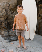 Load image into Gallery viewer, Raw Edge T-Shirt - Chase The Sun

