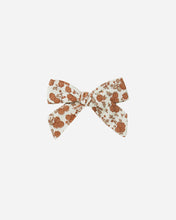 Load image into Gallery viewer, Girl Bow

