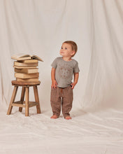 Load image into Gallery viewer, Basic Tee - El Leon
